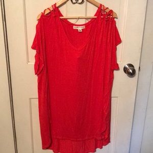 Cold shoulder with lace shirt